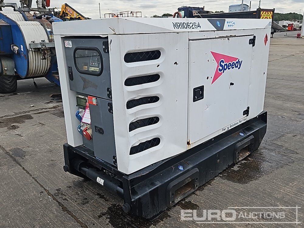 SDM0 R33 - Электрогенератор: фото 1 SDM0 R33 - Электрогенератор: фото 1