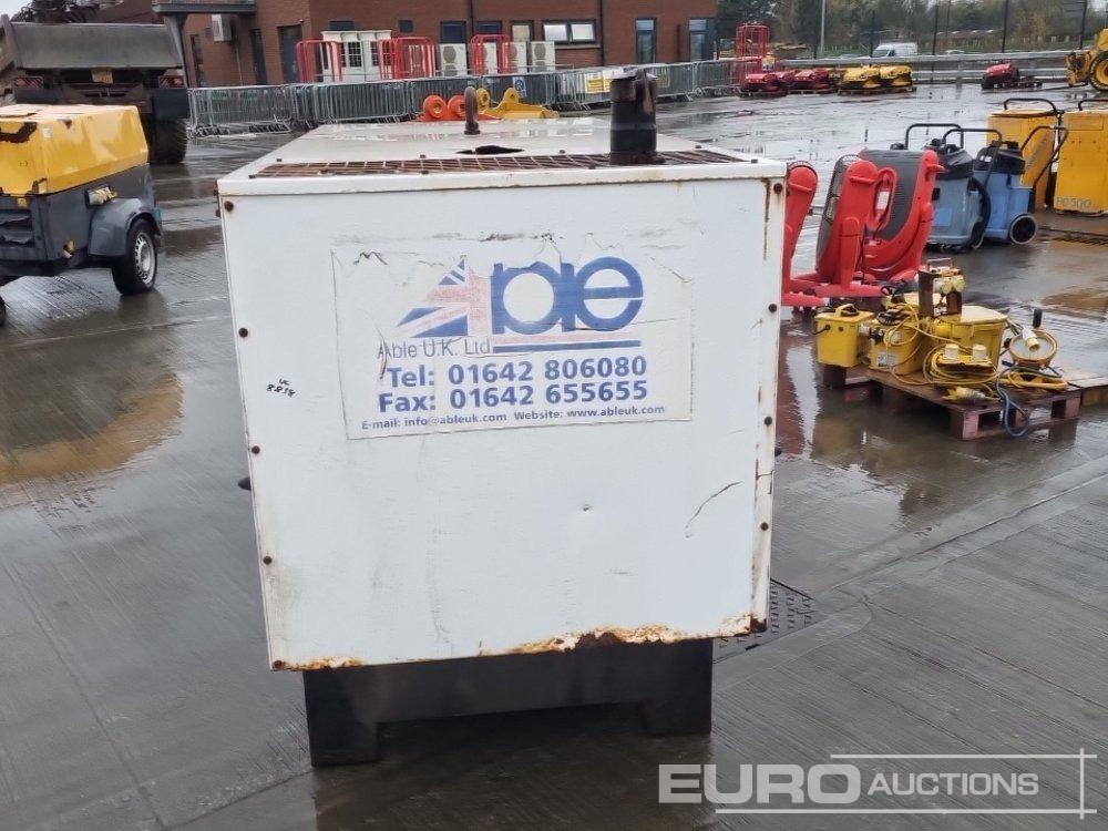 SDMO R22 - Электрогенератор: фото 2 SDMO R22 - Электрогенератор: фото 2