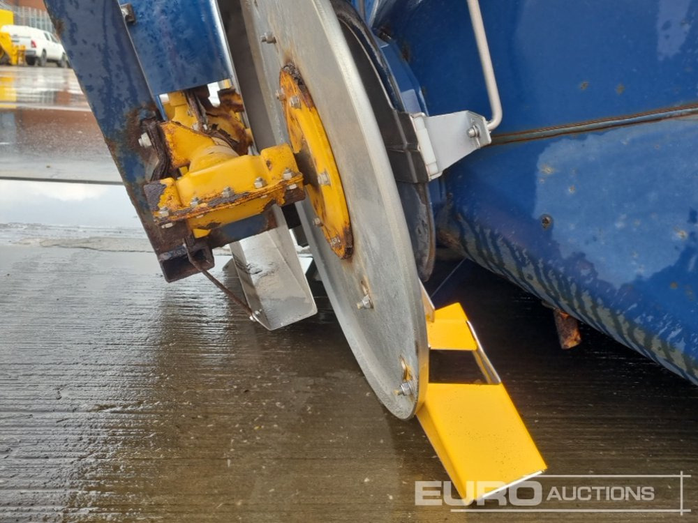 Сельскохозяйственная техника Bogballe PTO Driven Spreader to suit 3 Point Linkage: фото 15
