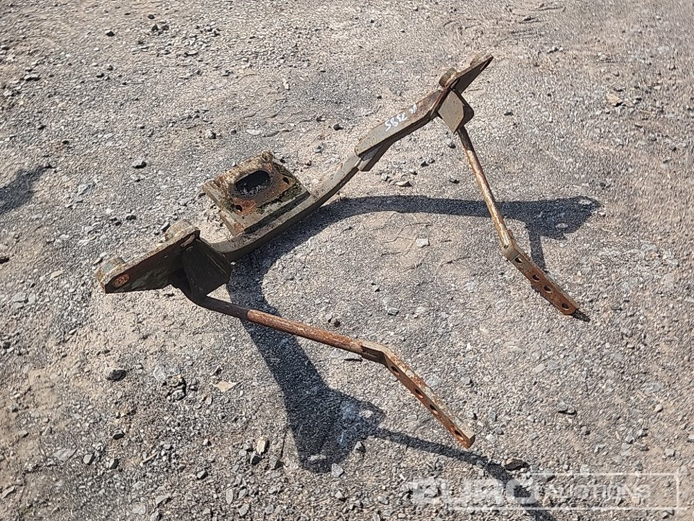 Loader Bracket to suit Massey Ferguson 80 - Сельскохозяйственная техника: фото 4 Loader Bracket to suit Massey Ferguson 80 - Сельскохозяйственная техника: фото 4