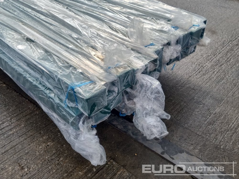 Сельскохозяйственная техника Unused Galvanised & Powder Coated Heavy Duty (5mm) Wire Mesh Fencing, 25 x H2.4m x W2.2m Panels, 26 x 60mm x 60mm x3m Posts, with Fittings (Black): фото 11