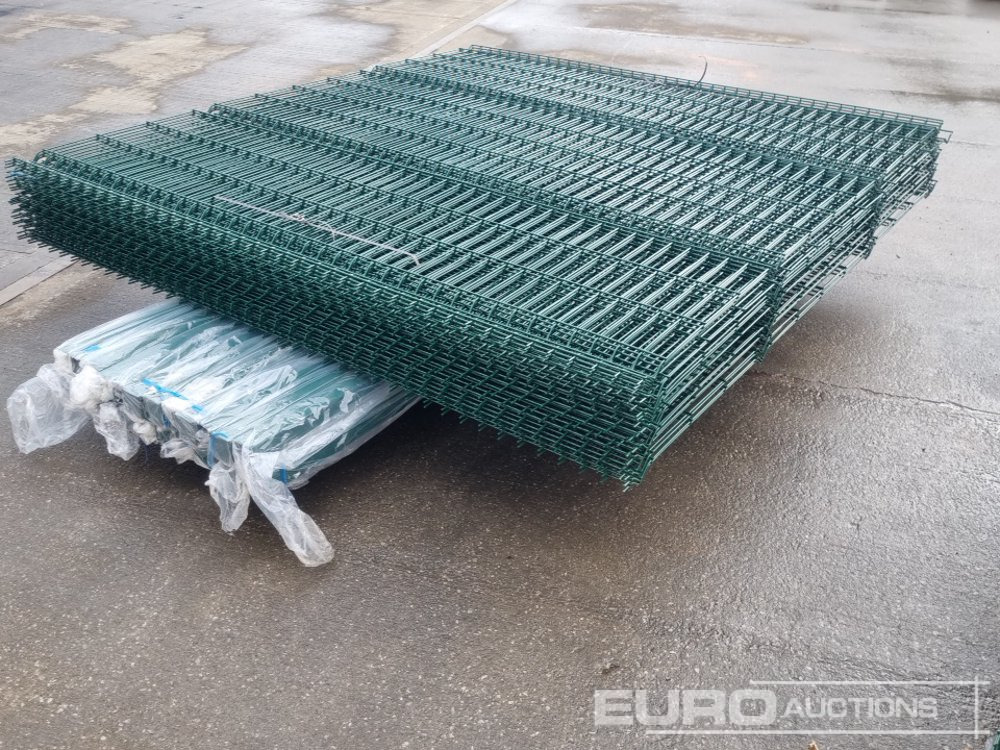 Сельскохозяйственная техника Unused Galvanised & Powder Coated Heavy Duty (5mm) Wire Mesh Fencing, 25 x H2.4m x W2.2m Panels, 26 x 60mm x 60mm x3m Posts, with Fittings (Black): фото 16