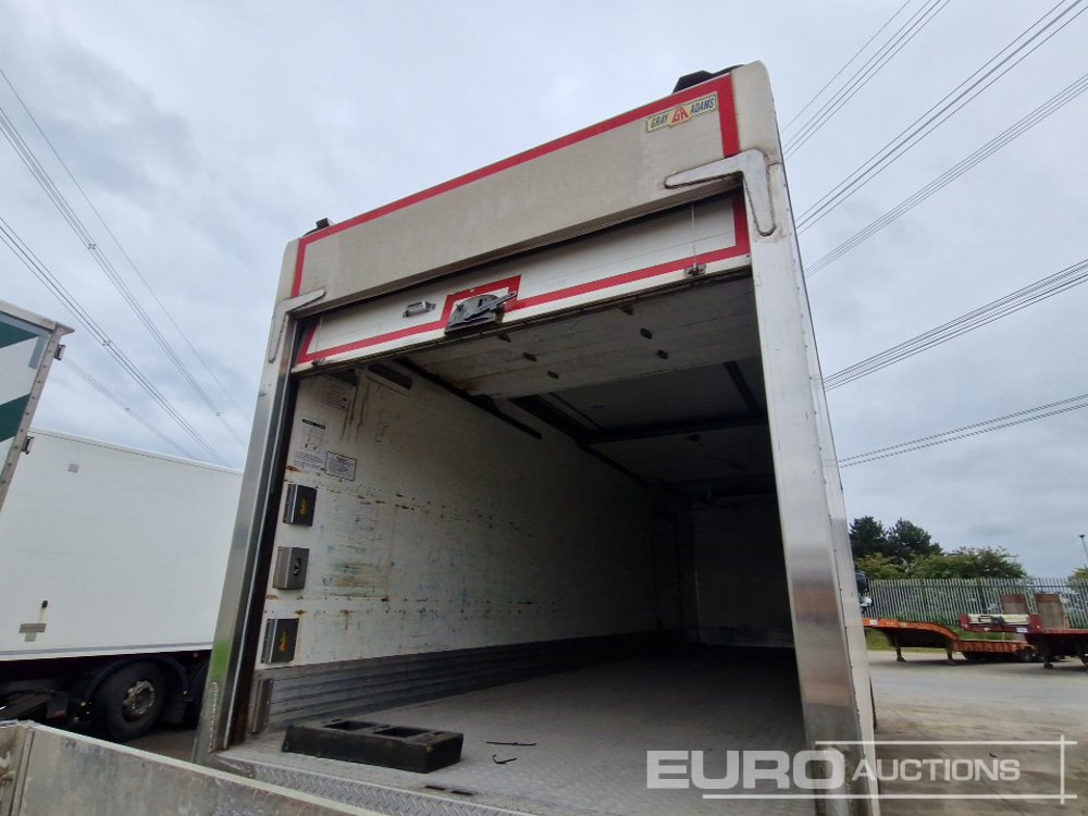 DAF CF330 - Строительная техника: фото 4 DAF CF330 - Строительная техника: фото 4