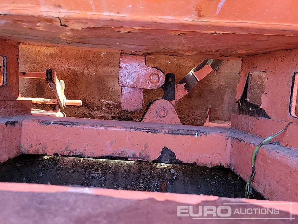 Самоопрокидывающийся контейнер Tipping Skip to suit Forklift (3 of): фото 25