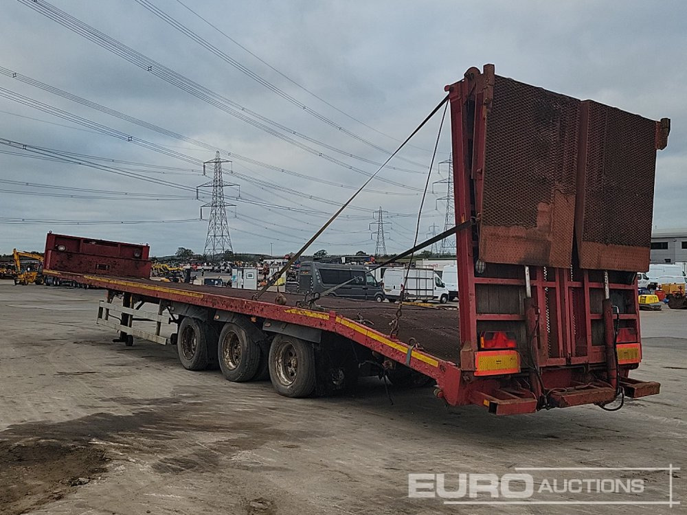 Tri Axle Low Loader Trailer, Winch, Hydraulic Ramp - Низкорамный полуприцеп: фото 3 Tri Axle Low Loader Trailer, Winch, Hydraulic Ramp - Низкорамный полуприцеп: фото 3