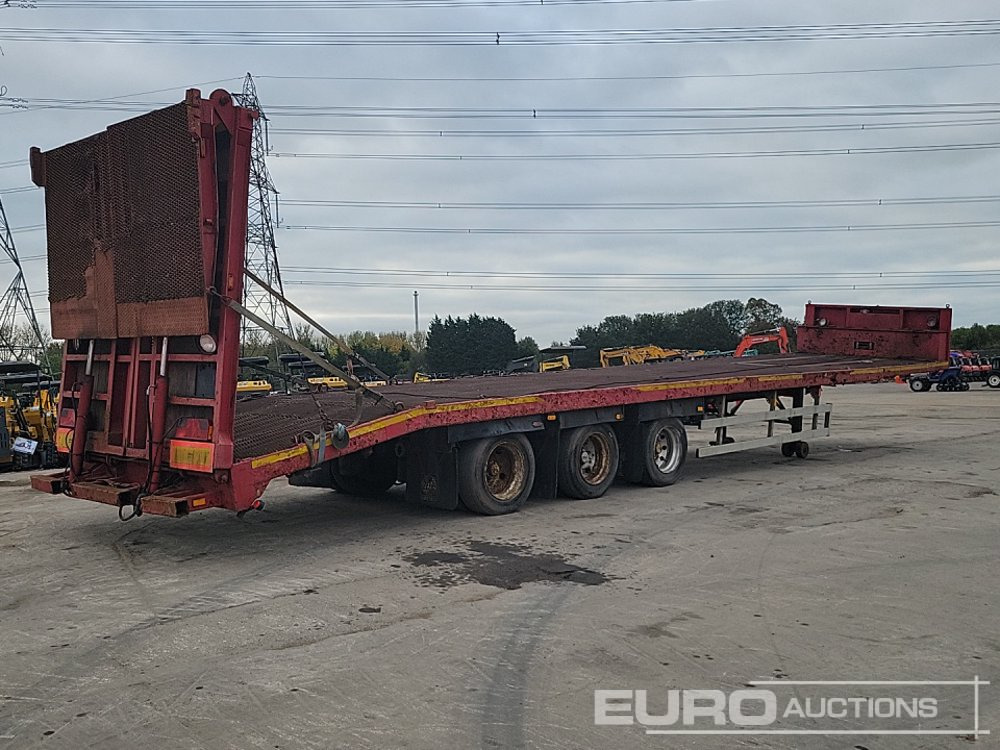 Tri Axle Low Loader Trailer, Winch, Hydraulic Ramp - Низкорамный полуприцеп: фото 5 Tri Axle Low Loader Trailer, Winch, Hydraulic Ramp - Низкорамный полуприцеп: фото 5