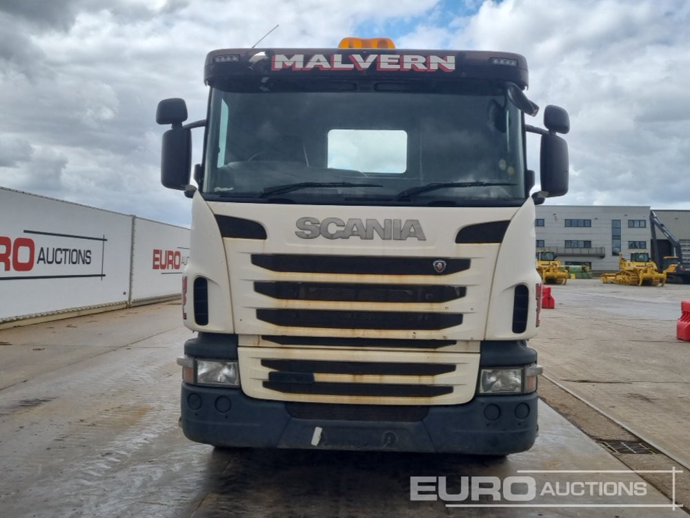Тягач Scania P400: фото 8