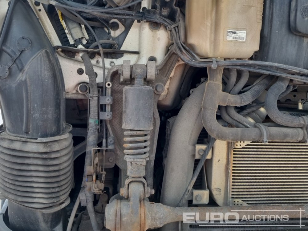 Тягач Scania P400: фото 16