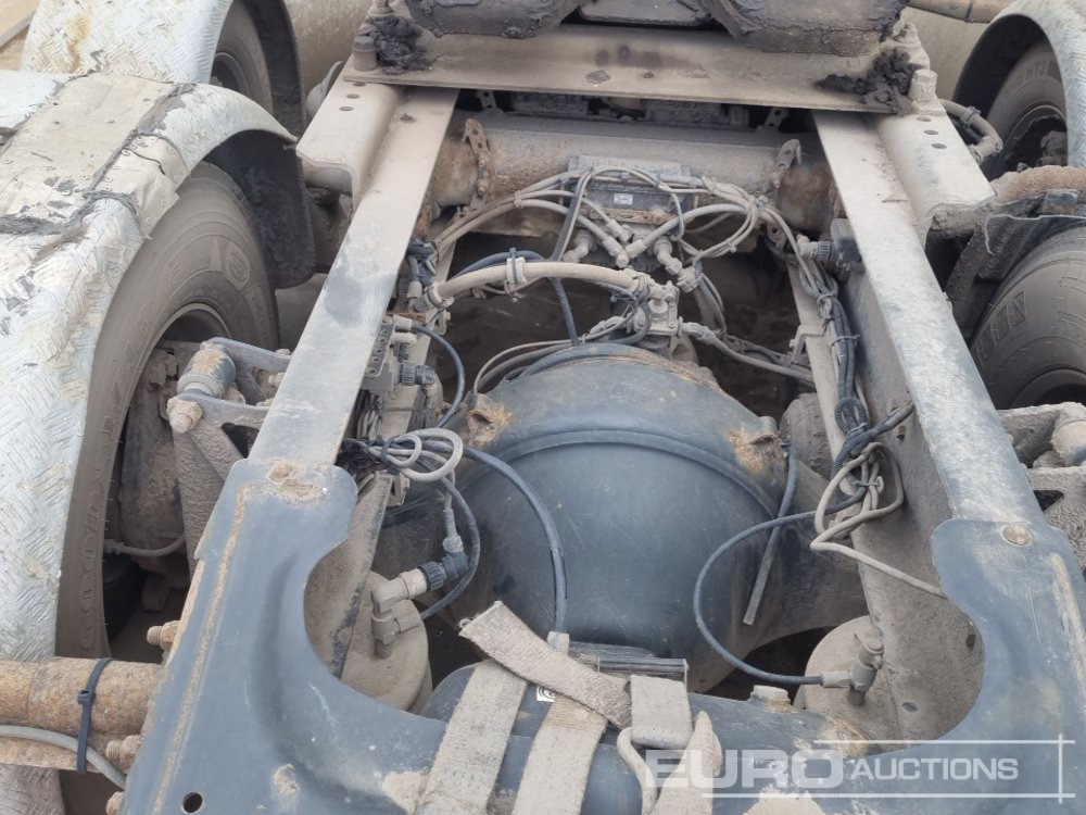 Тягач Scania P400: фото 21