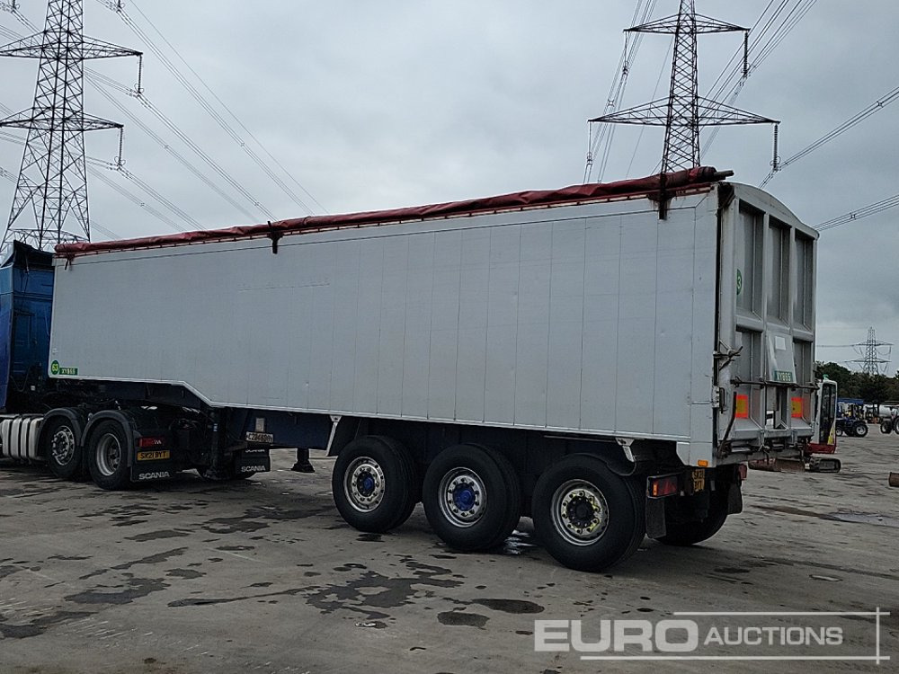 United Trailers Tri Axle Bulk Tipping Trailer, Easy Sheet - Самосвальный полуприцеп: фото 3 United Trailers Tri Axle Bulk Tipping Trailer, Easy Sheet - Самосвальный полуприцеп: фото 3