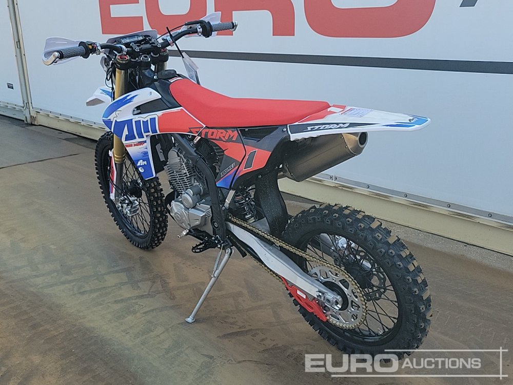 Unused 2025 Apollo Storm 300cc Motorcross Bike, 21" Front, 18" Rear Tyres, Electric Start, Air Cooled, Hydraulic Suspension, Disc Brakes, Lighting Kit (UNASSEMBLED) - Мотоцикл: фото 3 Unused 2025 Apollo Storm 300cc Motorcross Bike, 21" Front, 18" Rear Tyres, Electric Start, Air Cooled, Hydraulic Suspension, Disc Brakes, Lighting Kit (UNASSEMBLED) - Мотоцикл: фото 3