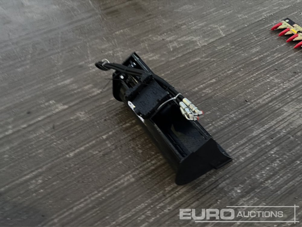 Unused 2025 Captok 24" Hydraulic Tilting Bucket 25mm Pin to suit Mini Excavator - Ковш: фото 5 Unused 2025 Captok 24" Hydraulic Tilting Bucket 25mm Pin to suit Mini Excavator - Ковш: фото 5