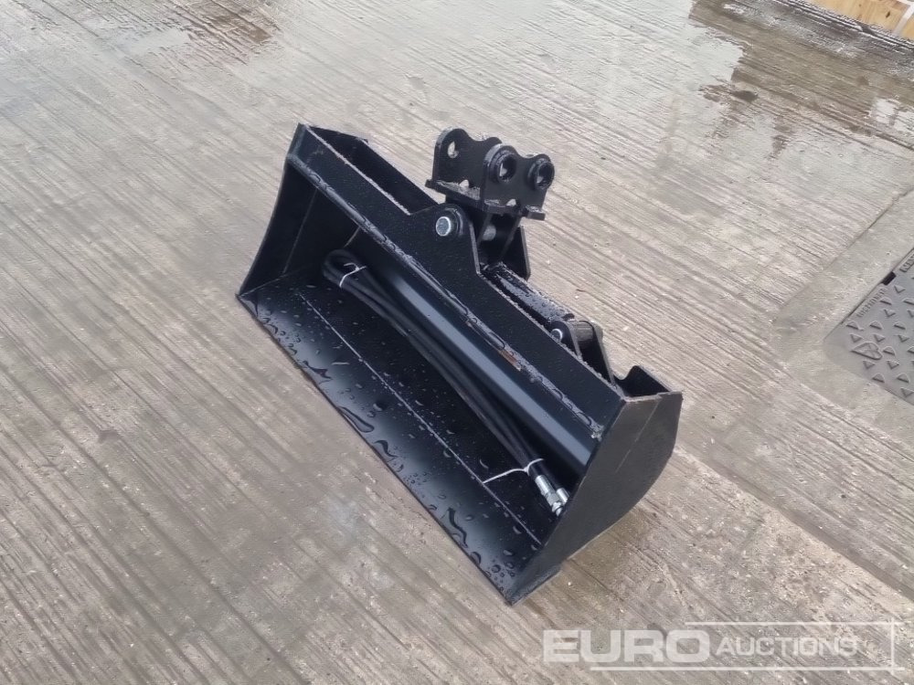 Unused 2025 Captok 32" Hydraulic Tilting Bucket 25mm Pin to suit Mini Excavator - Ковш: фото 1 Unused 2025 Captok 32" Hydraulic Tilting Bucket 25mm Pin to suit Mini Excavator - Ковш: фото 1