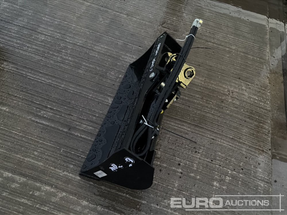 Unused 2025 Captok 32" Hydraulic Tilting Bucket 25mm Pin to suit Mini Excavator - Ковш: фото 3 Unused 2025 Captok 32" Hydraulic Tilting Bucket 25mm Pin to suit Mini Excavator - Ковш: фото 3