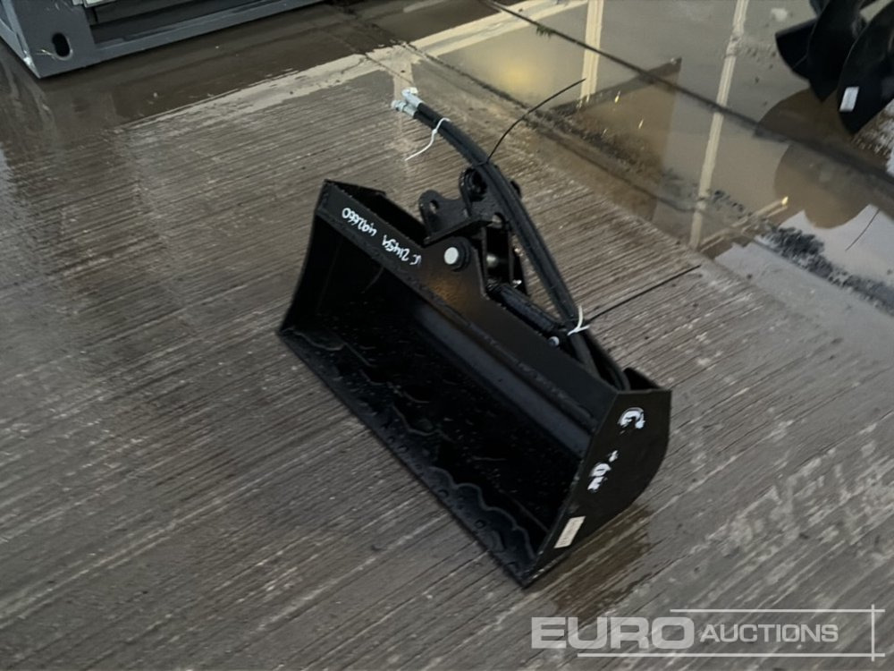 Unused 2025 Captok 32" Hydraulic Tilting Bucket 25mm Pin to suit Mini Excavator - Ковш: фото 1 Unused 2025 Captok 32" Hydraulic Tilting Bucket 25mm Pin to suit Mini Excavator - Ковш: фото 1