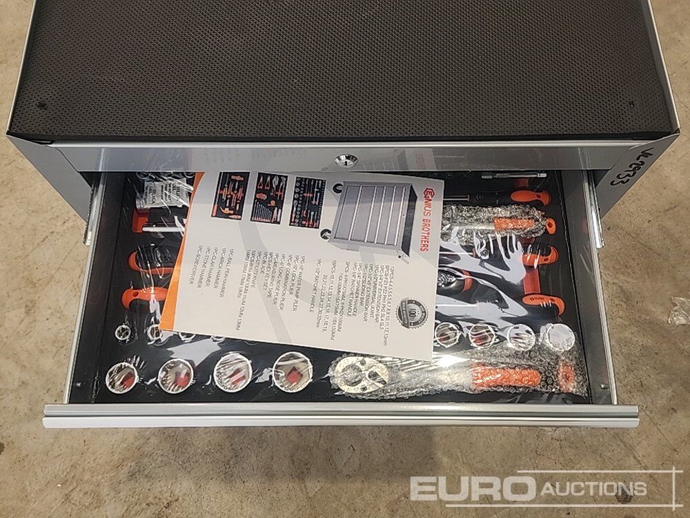 Unused 5 Drawer Tool Box & Tools - Оборудование для гаражей/ Мастерских: фото 5 Unused 5 Drawer Tool Box & Tools - Оборудование для гаражей/ Мастерских: фото 5
