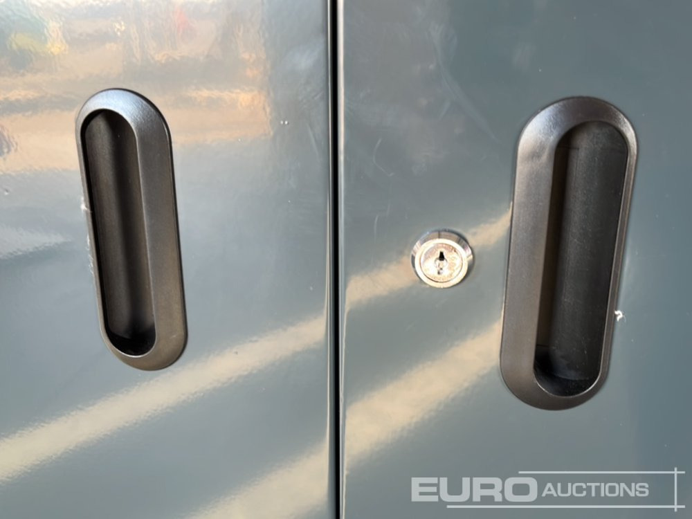 Строительное оборудование Unused Boss 2.6m 9 Drawer, 5 Cabinet Tool Station: фото 15
