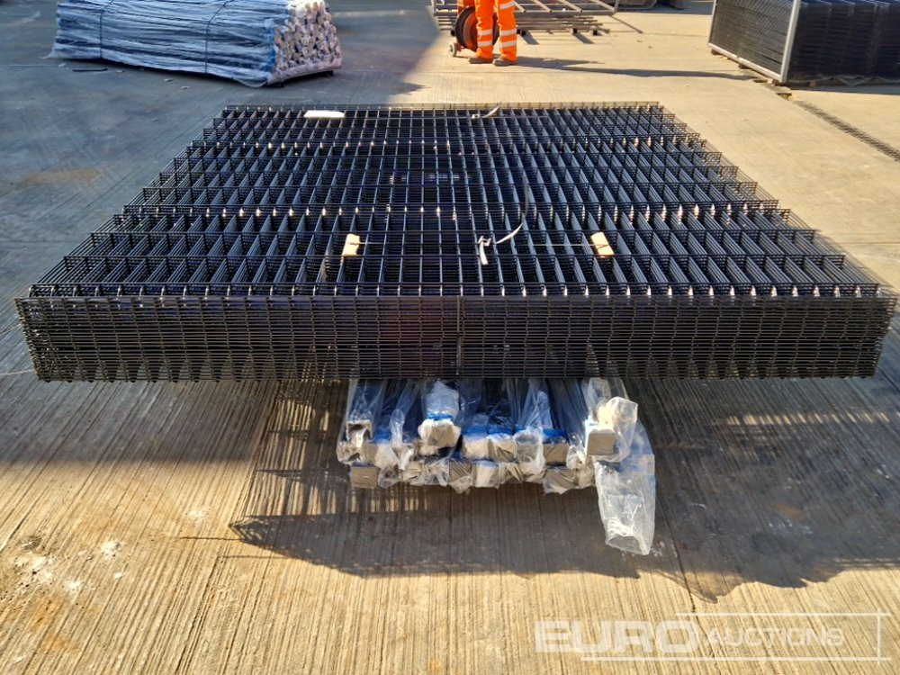 Unused Galvanised & Powder Coated Heavy Duty (5mm) Wire Mesh Fencing, 25 x H2.4m x W2.2m Panels, 26 x 60mm x 60mm x3m Posts, with Fittings (Black) - Строительное оборудование: фото 4 Unused Galvanised & Powder Coated Heavy Duty (5mm) Wire Mesh Fencing, 25 x H2.4m x W2.2m Panels, 26 x 60mm x 60mm x3m Posts, with Fittings (Black) - Строительное оборудование: фото 4