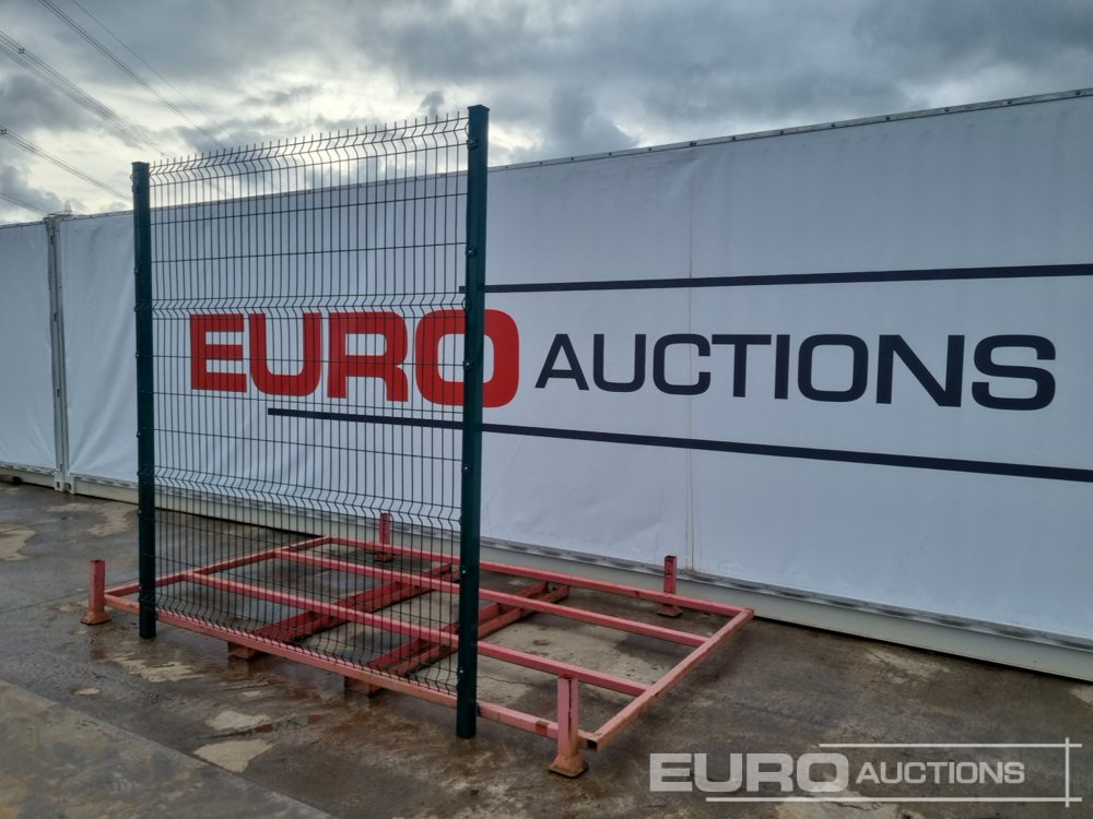 Unused Galvanised & Powder Coated Heavy Duty (5mm) Wire Mesh Fencing, 25 x H2.4m x W2.2m Panels, 26 x 60mm x 60mm x3m Posts, with Fittings (Green) - Строительное оборудование: фото 3 Unused Galvanised & Powder Coated Heavy Duty (5mm) Wire Mesh Fencing, 25 x H2.4m x W2.2m Panels, 26 x 60mm x 60mm x3m Posts, with Fittings (Green) - Строительное оборудование: фото 3