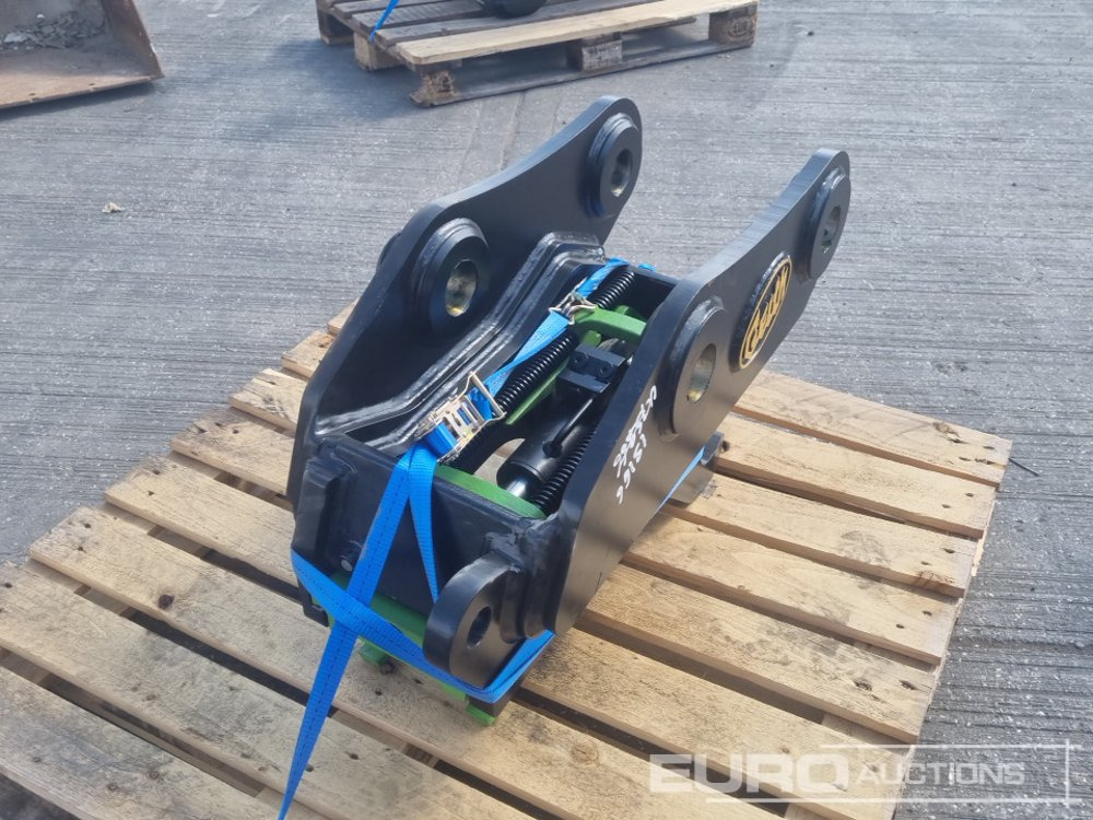 Unused Geith Hydraulic Double Lock QH 65mm Pin to suit 13 Ton Excavator - Сцепное устройство: фото 1 Unused Geith Hydraulic Double Lock QH 65mm Pin to suit 13 Ton Excavator - Сцепное устройство: фото 1