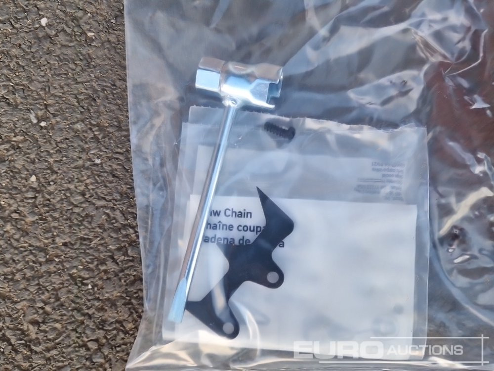 Оборудование для гаражей/ Мастерских Unused Husqvarna 120 Mark II 14" Petrol Chain Saw: фото 12