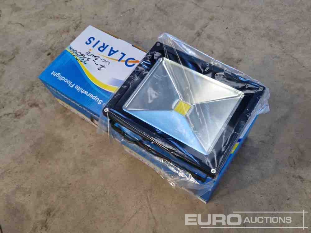 Unused Polaris 30W LED Superwhite Floodlight (2 of) - Оборудование для гаражей/ Мастерских: фото 4 Unused Polaris 30W LED Superwhite Floodlight (2 of) - Оборудование для гаражей/ Мастерских: фото 4