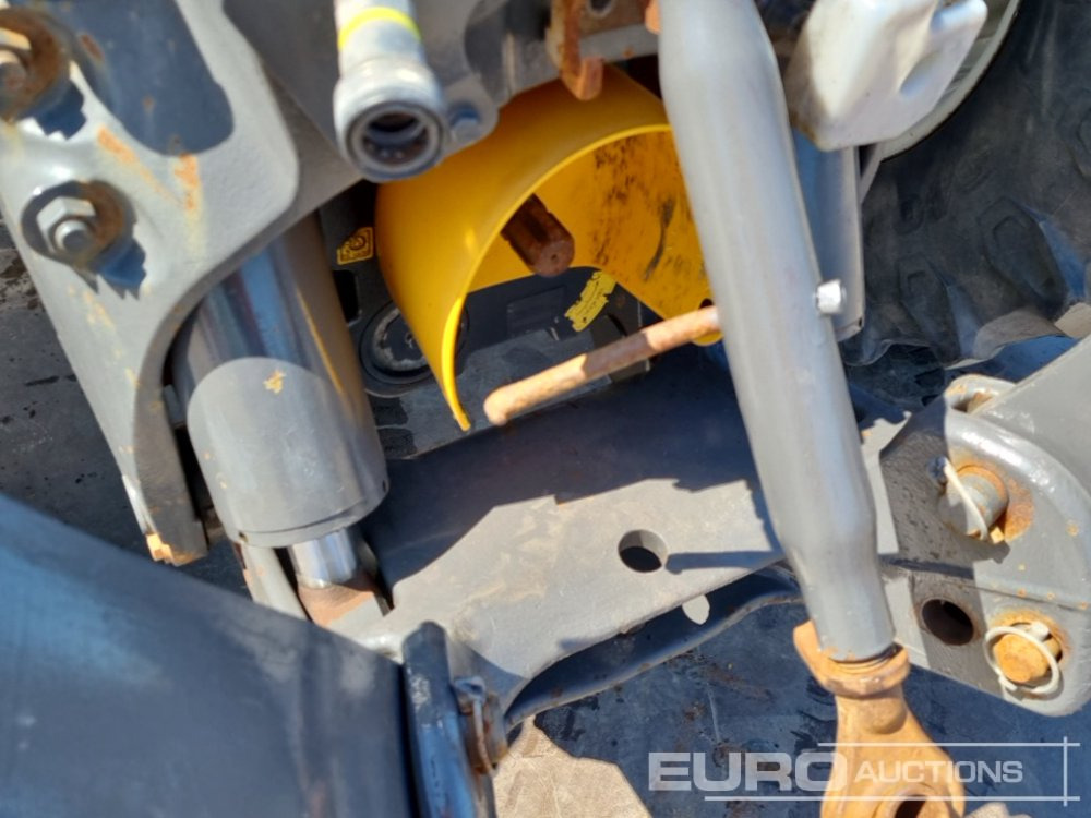 Трактор Valtra T254: фото 14