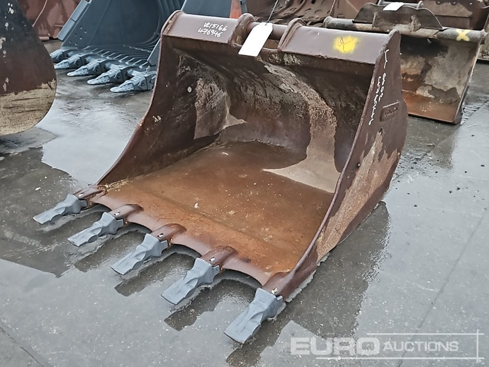 Volvo 46" Scoop Bucket 65mm Pin to suit 13 Ton Excavator - Ковш: фото 1 Volvo 46" Scoop Bucket 65mm Pin to suit 13 Ton Excavator - Ковш: фото 1