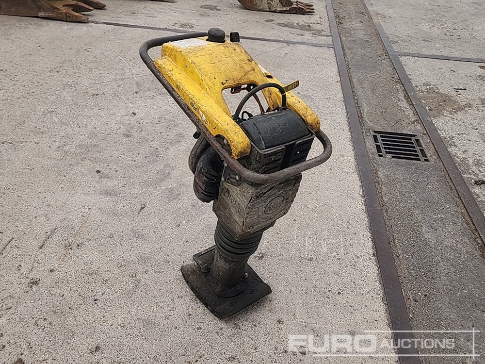 Wacker Neuson BS50-2 - Асфальтоукладочная техника: фото 1 Wacker Neuson BS50-2 - Асфальтоукладочная техника: фото 1