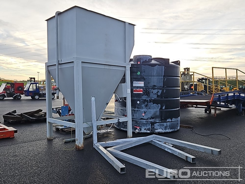 Water Filtration System, Hopper, Tank, Pump - Резервуар для хранения: фото 1 Water Filtration System, Hopper, Tank, Pump - Резервуар для хранения: фото 1