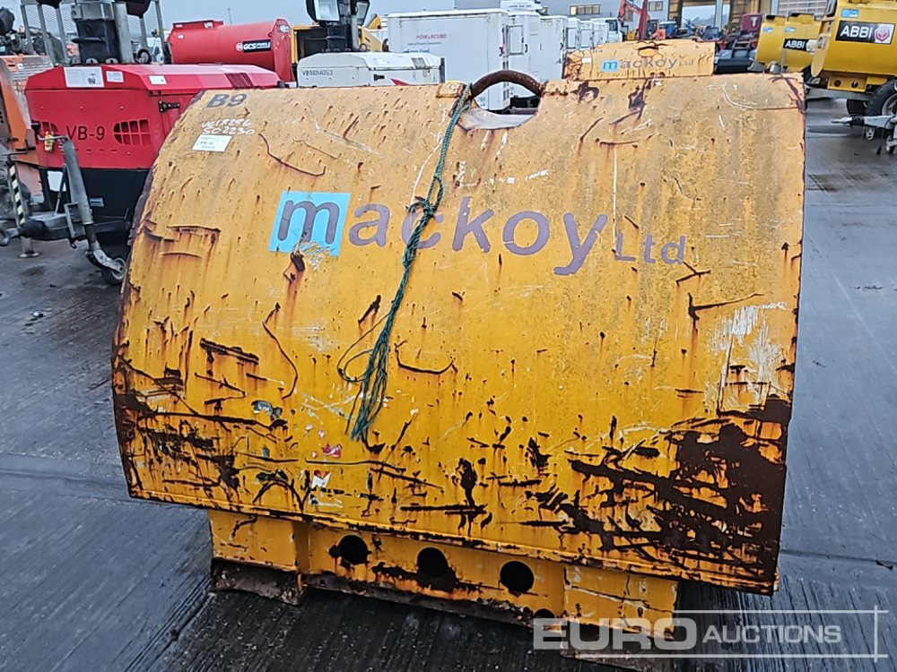 Western 950 Litre - Резервуар для хранения: фото 2 Western 950 Litre - Резервуар для хранения: фото 2