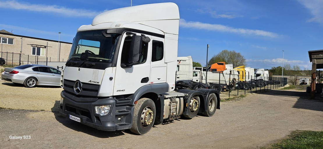 Mercedes-Benz Actros 2540 - Тягач: фото 1 Mercedes-Benz Actros 2540 - Тягач: фото 1