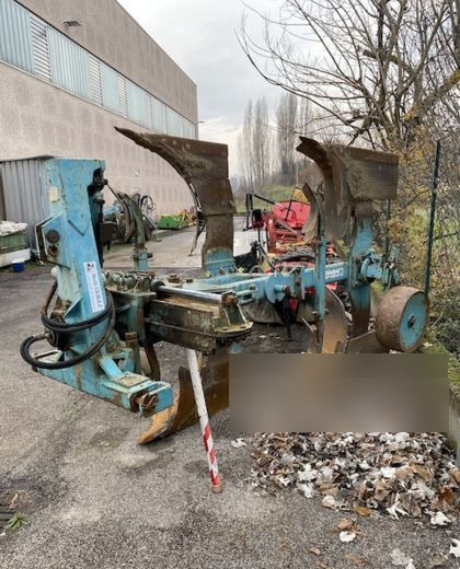 Aratro usato Nuova Comas - Плуг: фото 2 Aratro usato Nuova Comas - Плуг: фото 2