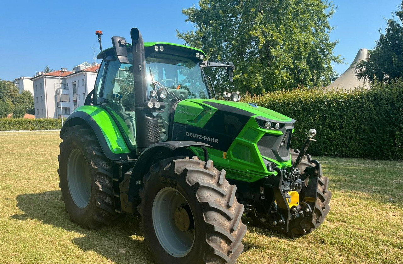 Trattore usato Deutz-Fahr Agrotron 6160.4 Rc-Shift - Трактор: фото 1 Trattore usato Deutz-Fahr Agrotron 6160.4 Rc-Shift - Трактор: фото 1