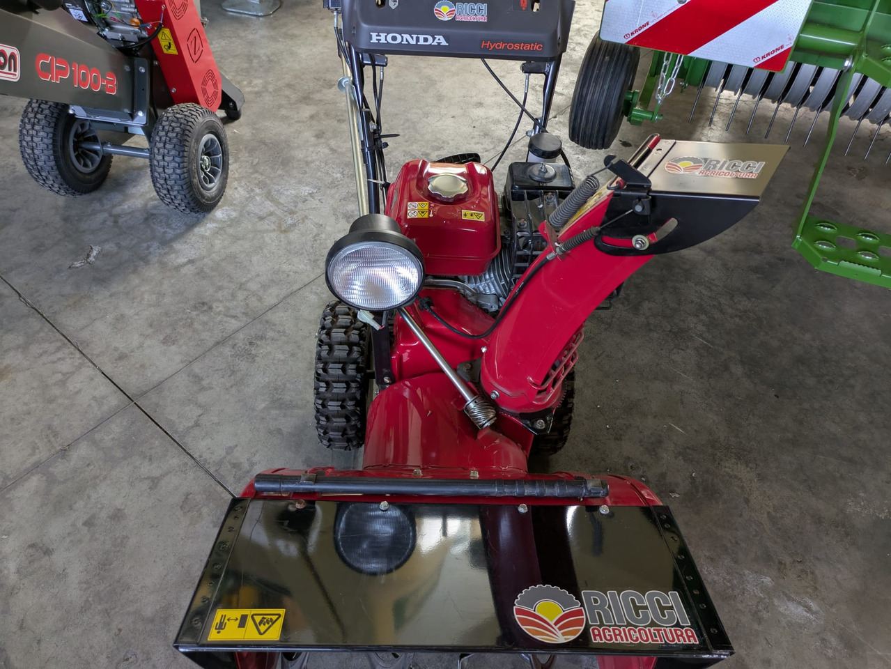 Turbina spazzaneve usata Honda HSS 760 - Садовое оборудование: фото 5 Turbina spazzaneve usata Honda HSS 760 - Садовое оборудование: фото 5