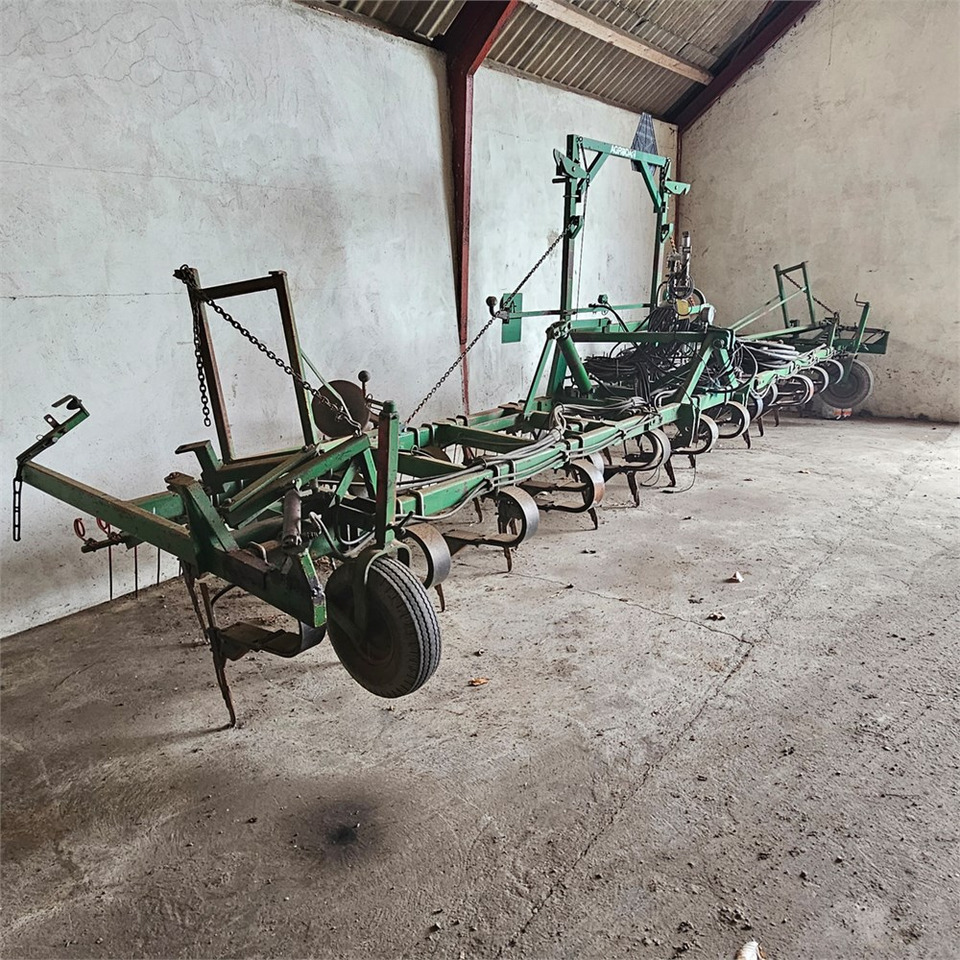 Agrodan Nedfælder - Техника для внесения удобрений: фото 3 Agrodan Nedfælder - Техника для внесения удобрений: фото 3