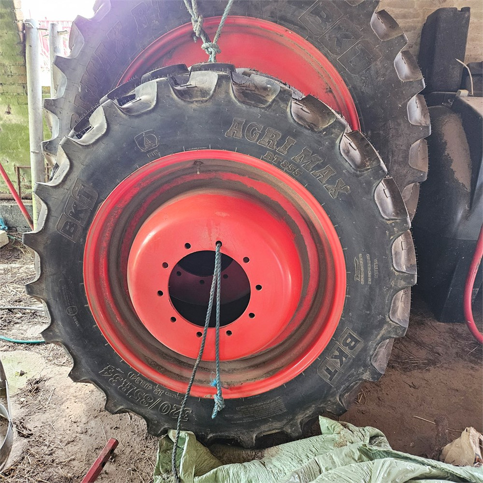 BKT Agri max - Трактор: фото 4 BKT Agri max - Трактор: фото 4