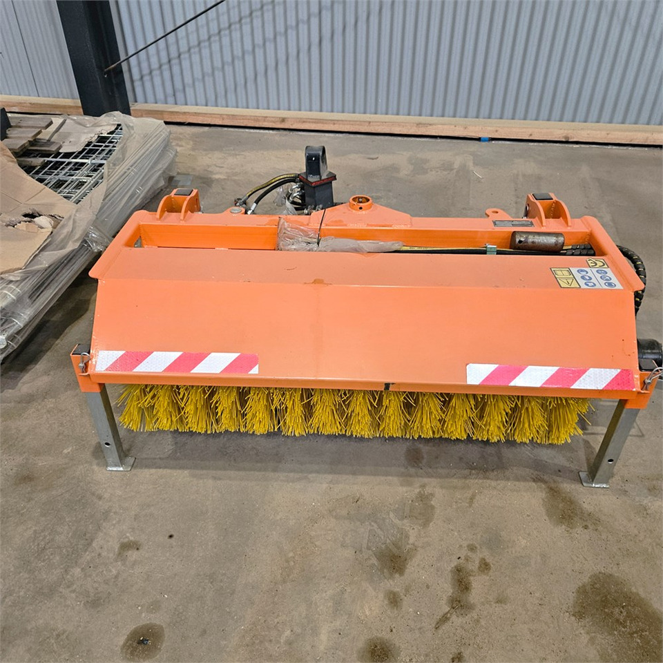 BM ZE120 - Щетка: фото 2 BM ZE120 - Щетка: фото 2