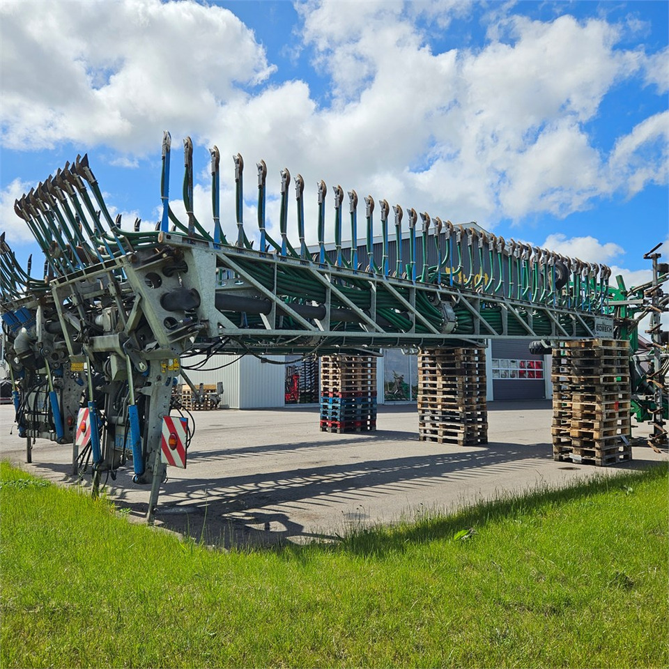 Bomech 615-003 - Техника для внесения удобрений: фото 1 Bomech 615-003 - Техника для внесения удобрений: фото 1