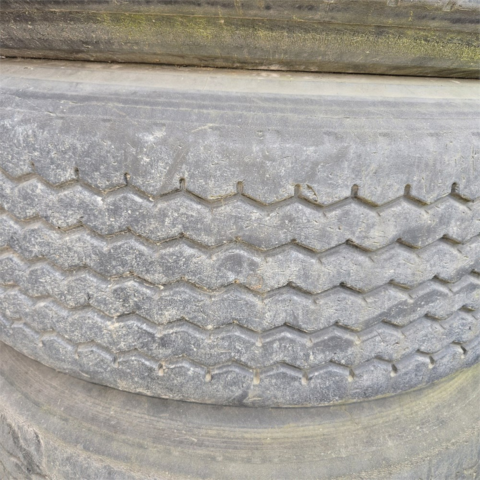 Bridgestone 4 units - Колесо: фото 4 Bridgestone 4 units - Колесо: фото 4