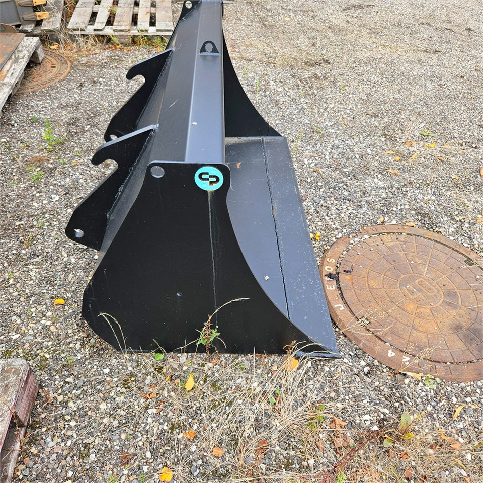 CP 150 cm - Ковш для погрузчика: фото 4 CP 150 cm - Ковш для погрузчика: фото 4