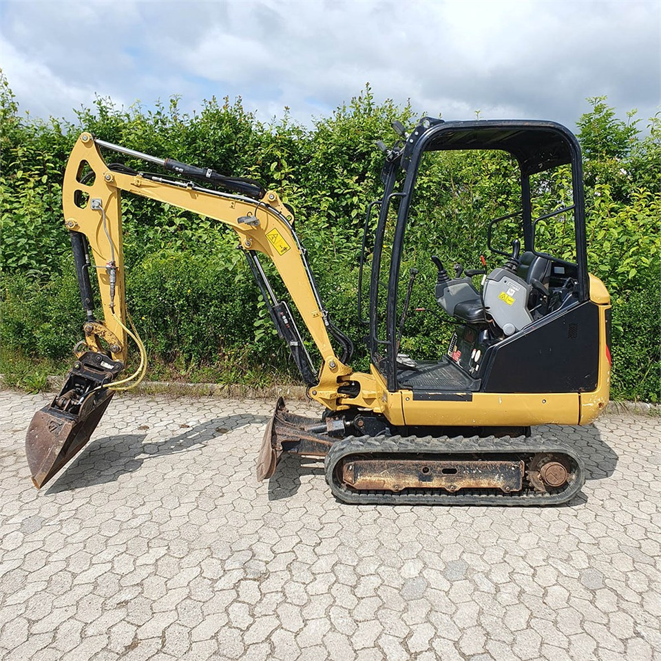 Caterpillar 301.7 D - Мини-экскаватор: фото 2 Caterpillar 301.7 D - Мини-экскаватор: фото 2