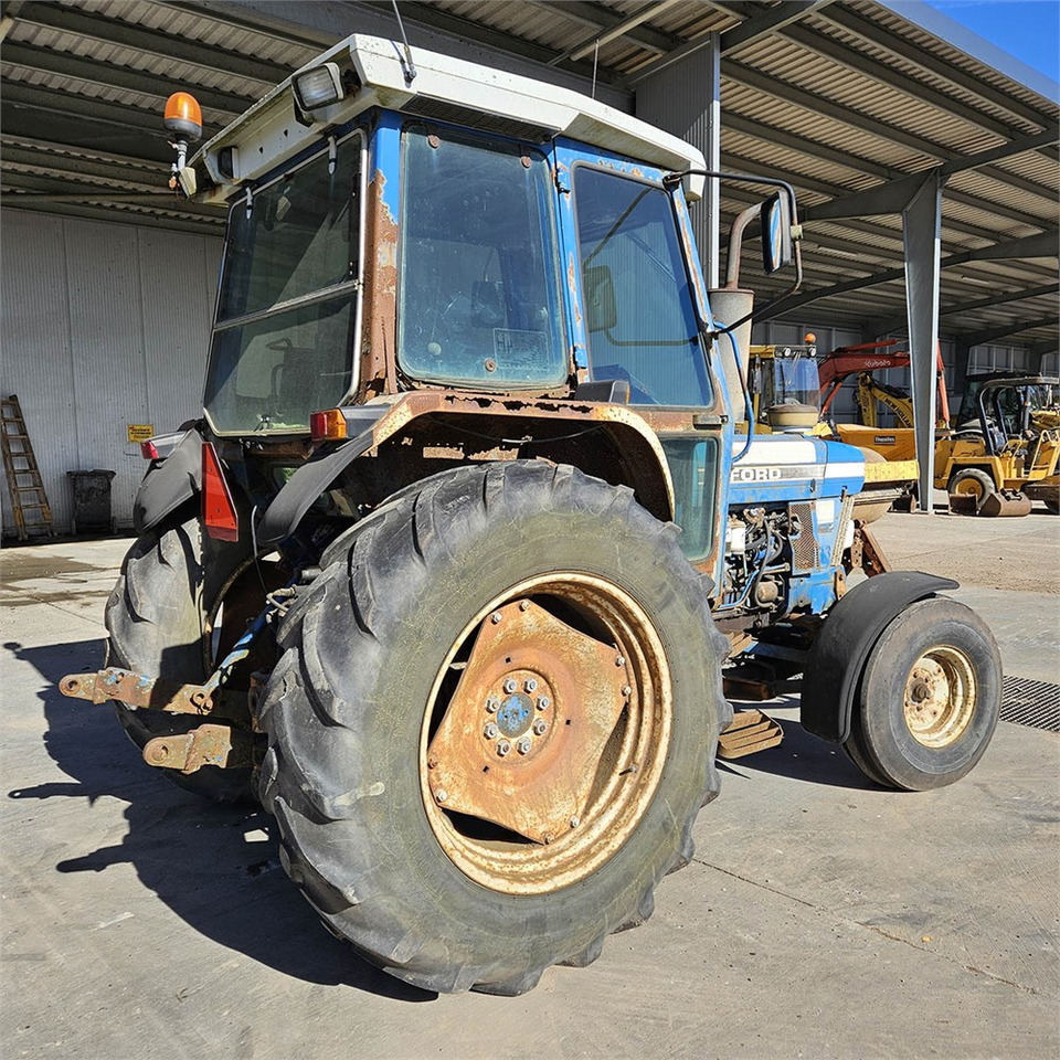 Ford 6810 - Трактор: фото 5 Ford 6810 - Трактор: фото 5