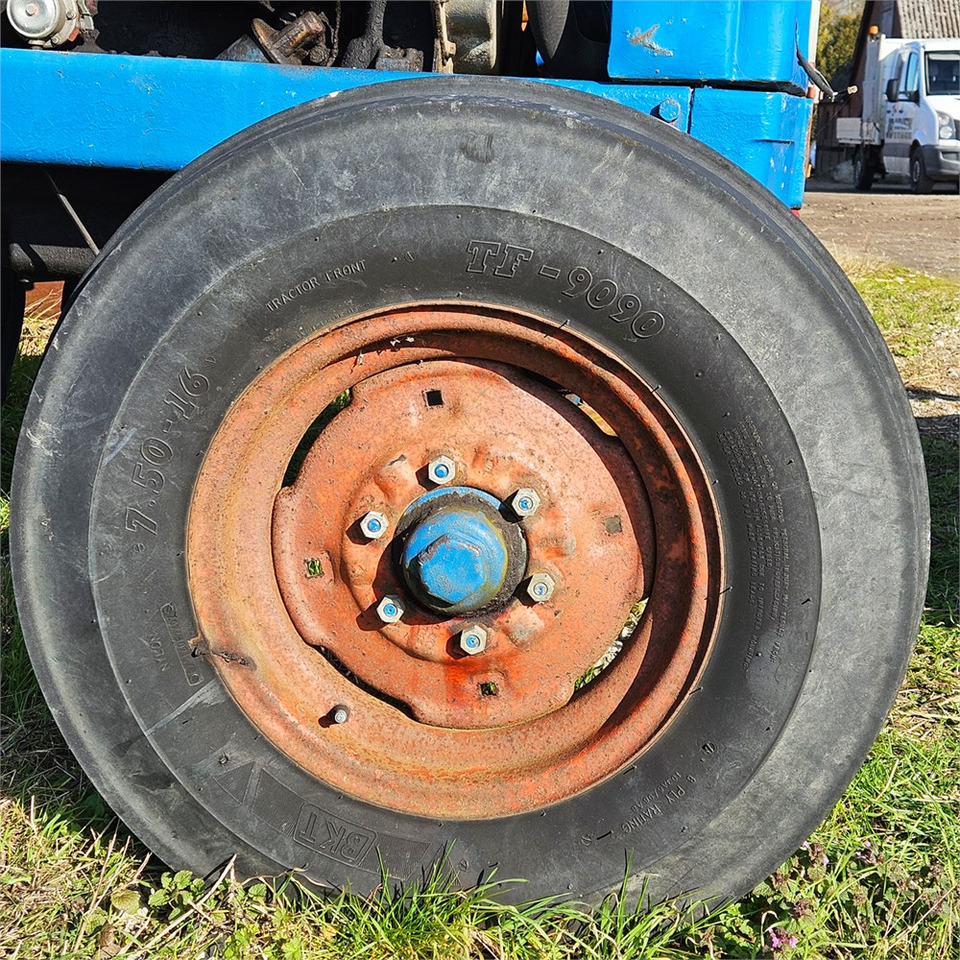 Трактор Ford T2: фото 28 Трактор Ford T2: фото 28