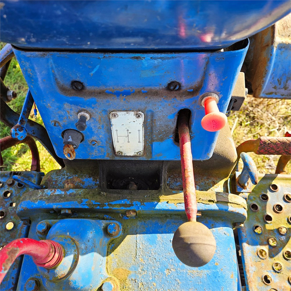 Трактор Ford T2: фото 11 Трактор Ford T2: фото 11