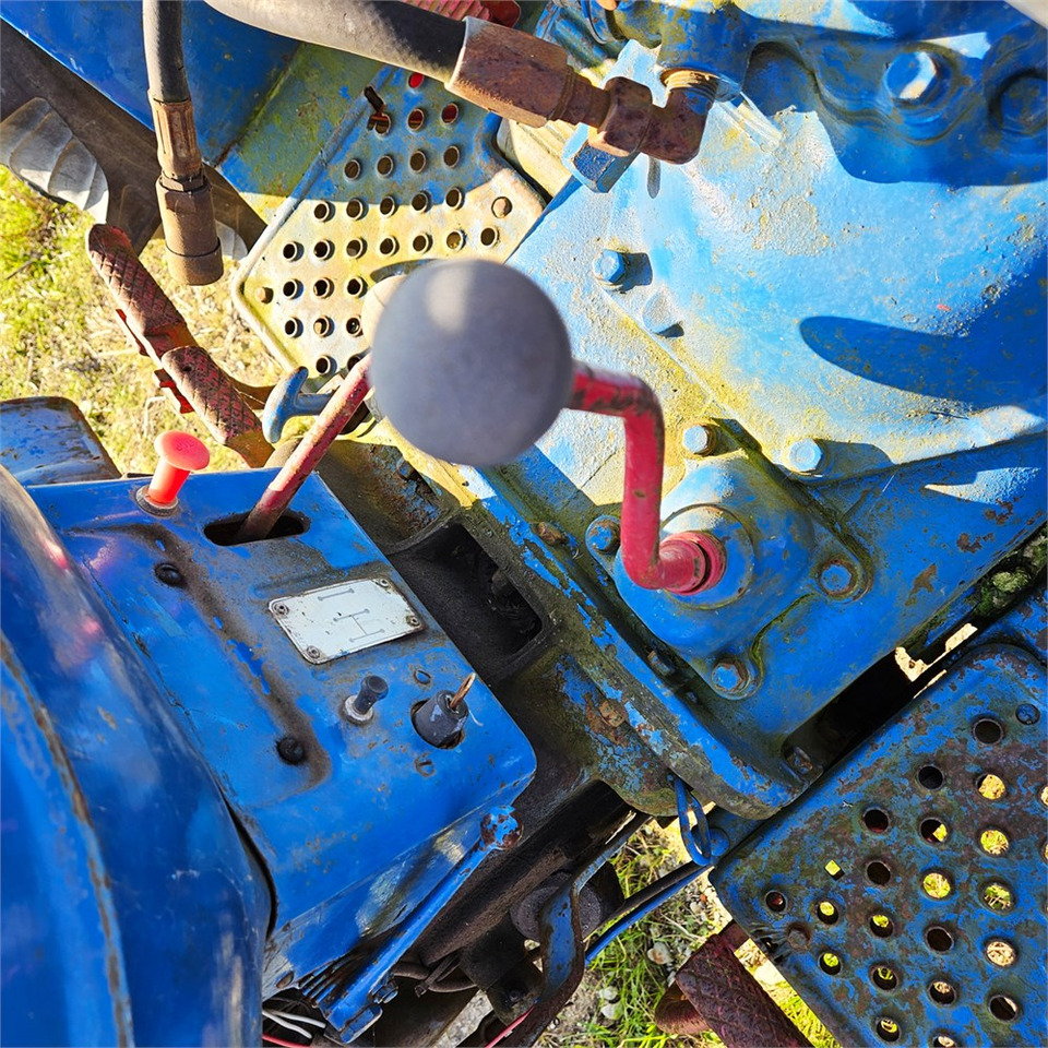 Трактор Ford T2: фото 12 Трактор Ford T2: фото 12