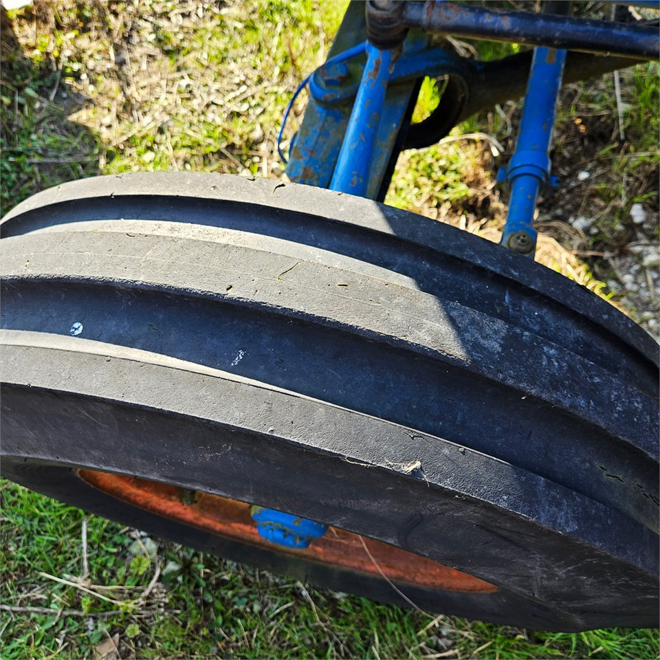 Трактор Ford T2: фото 25 Трактор Ford T2: фото 25