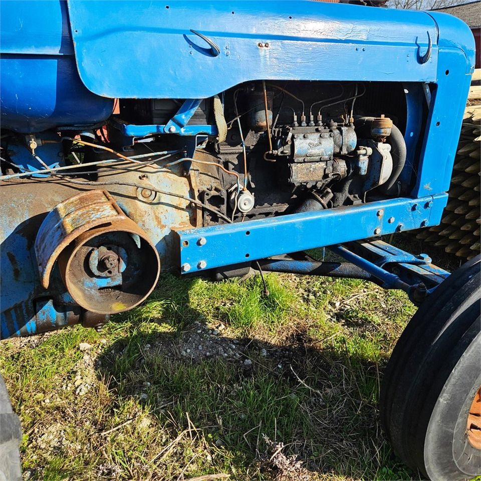 Трактор Ford T2: фото 19 Трактор Ford T2: фото 19