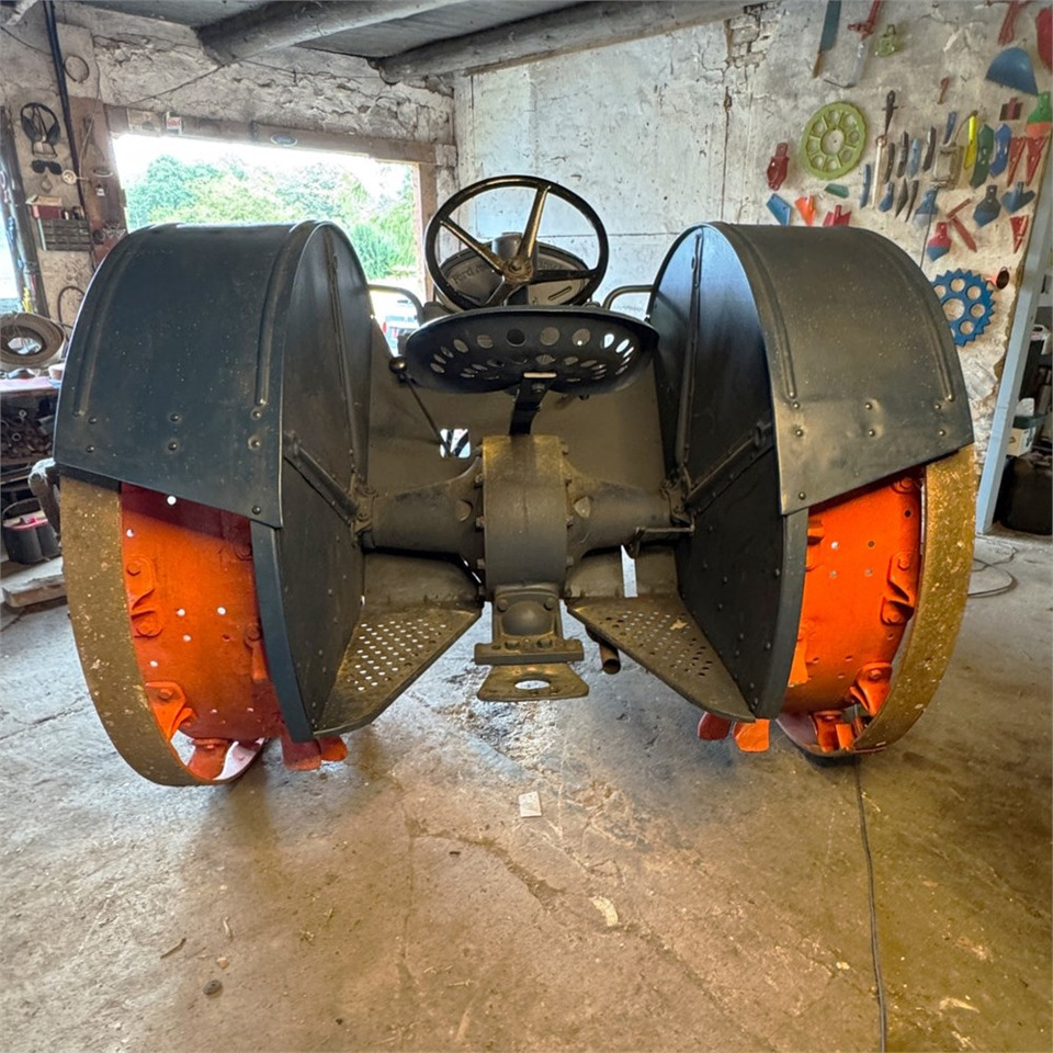 Fordson N - Трактор: фото 3 Fordson N - Трактор: фото 3