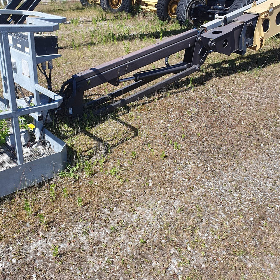 Grove MZ72 DXT - Телескопический подъемник: фото 3 Grove MZ72 DXT - Телескопический подъемник: фото 3